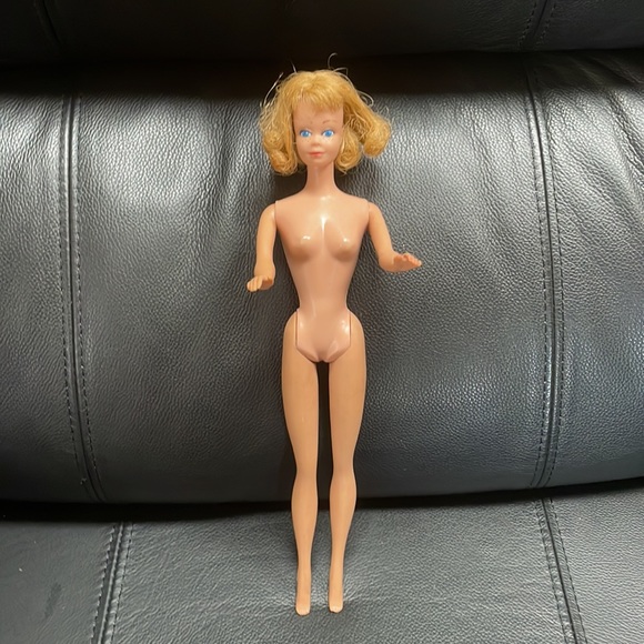Vintage Midge Head on Vintage Barbie Body - Picture 3 of 13